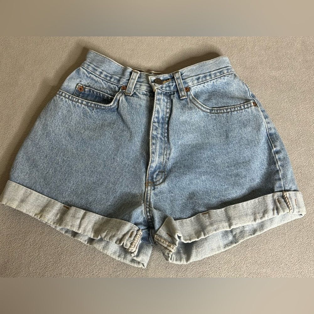 Vintage LEI Womens Jean short Size 7 Blue Light Wash
